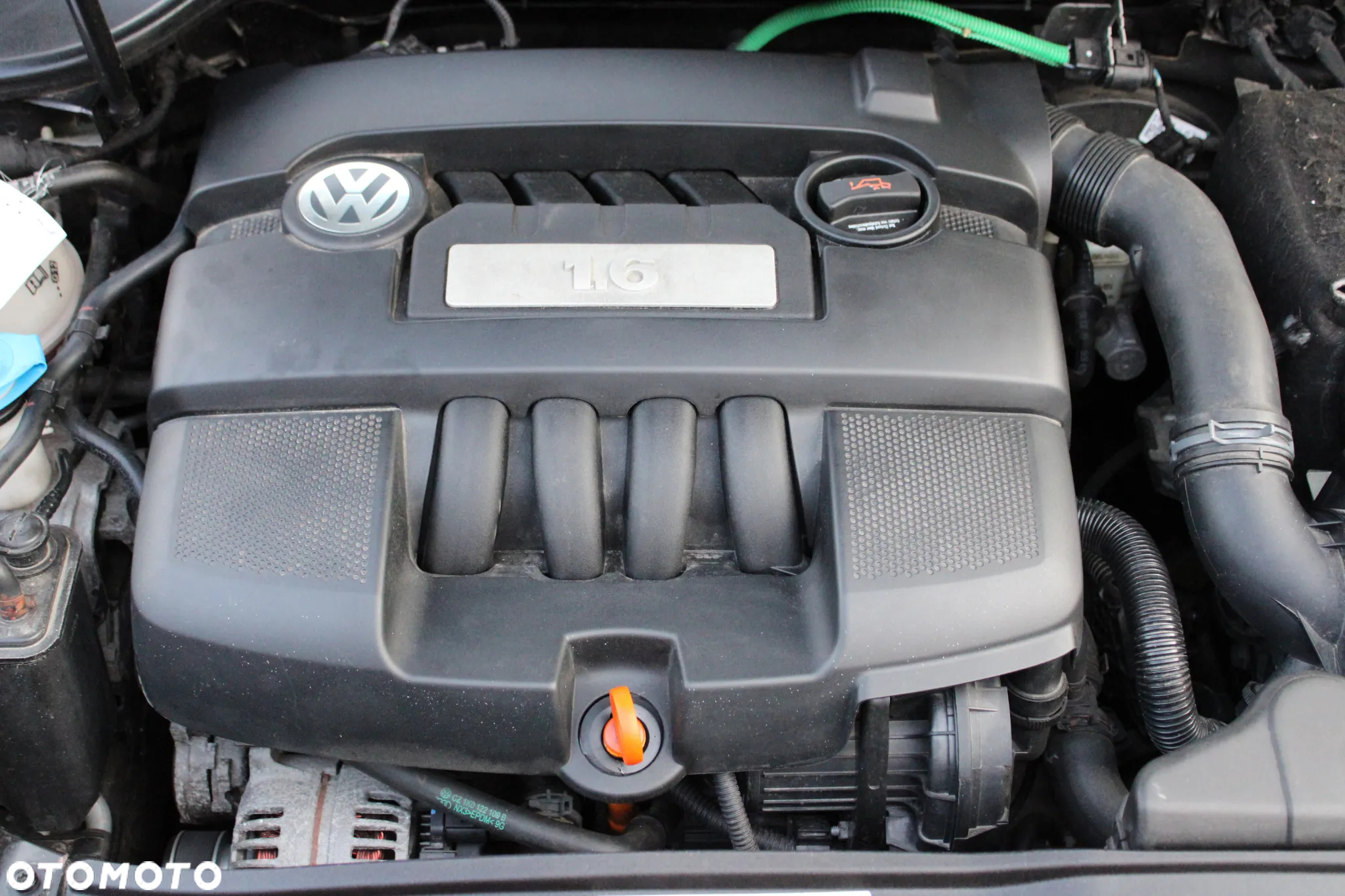 Volkswagen Golf 1.6 Comfortline - 34