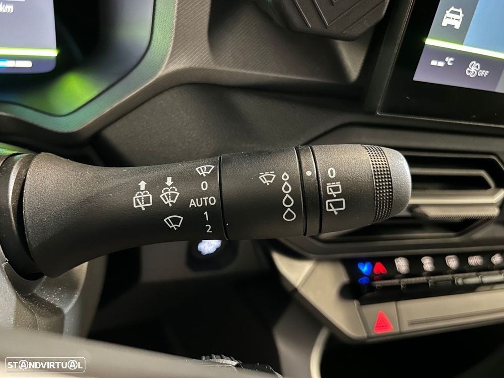 Dacia Bigster 1.8 Hybrid Journey - 36