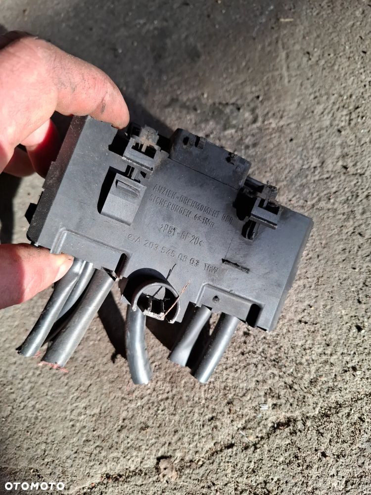 Mercedes-Benz W203 BEZPIECZNIK GŁÓWNY A2035450803 - 2