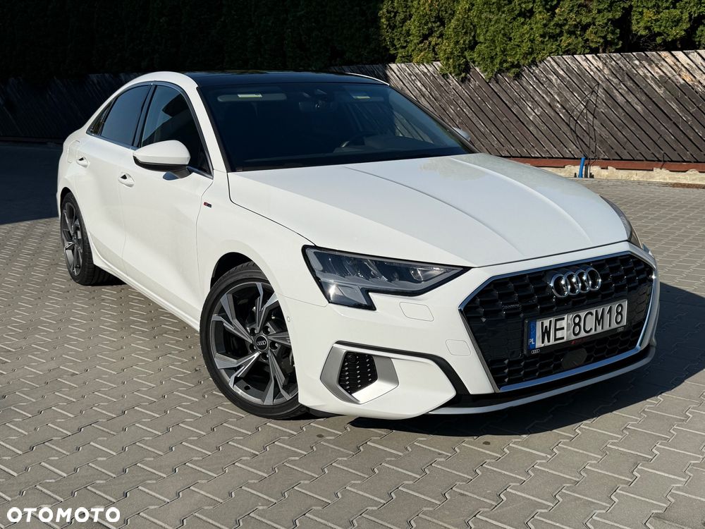 Audi A3 Limousine 40 TFSI quattro S tronic advanced - 4