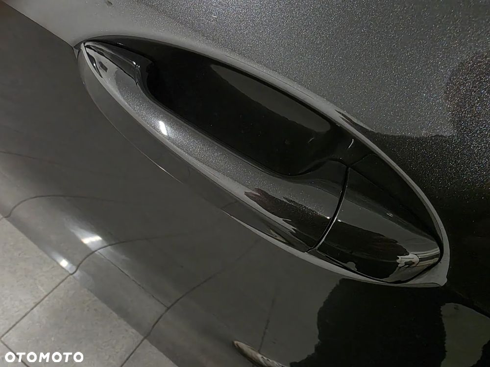 Mercedes-Benz Klasa E 300 de 4-Matic Exclusive - 26