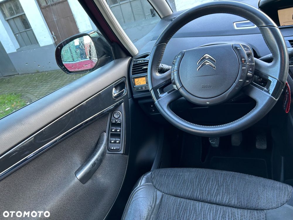 Citroën C4 Picasso 2.0 HDi FAP Exclusive - 21