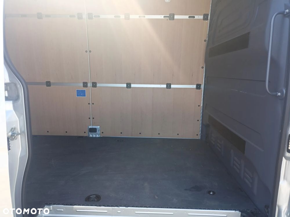 Mercedes-Benz Sprinter 317 Furgon L3H2 - 22