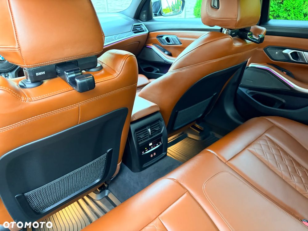 BMW Seria 3 M340i xDrive mHEV sport - 17