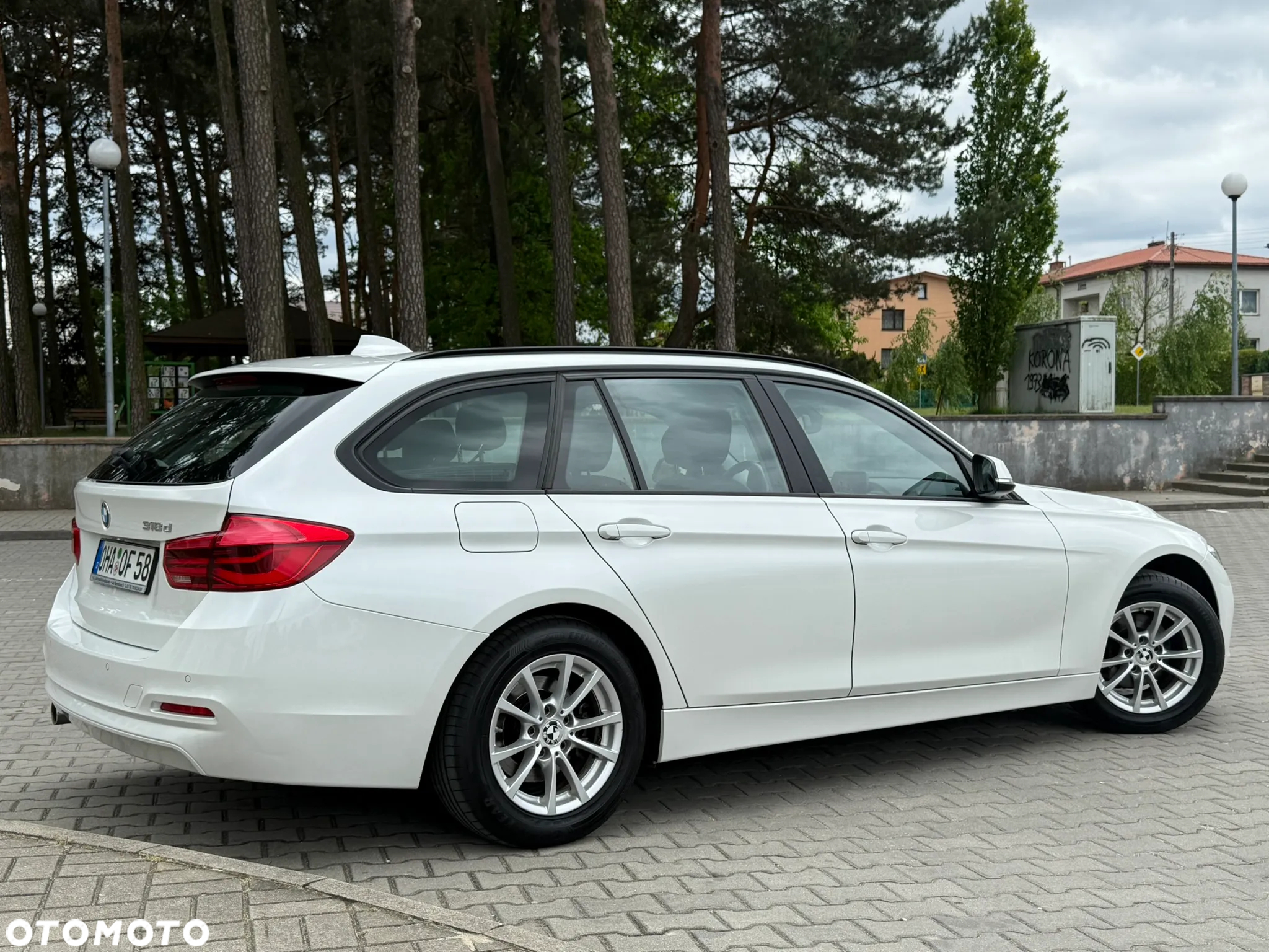BMW Seria 3 318d Sport Line Shadow - 17