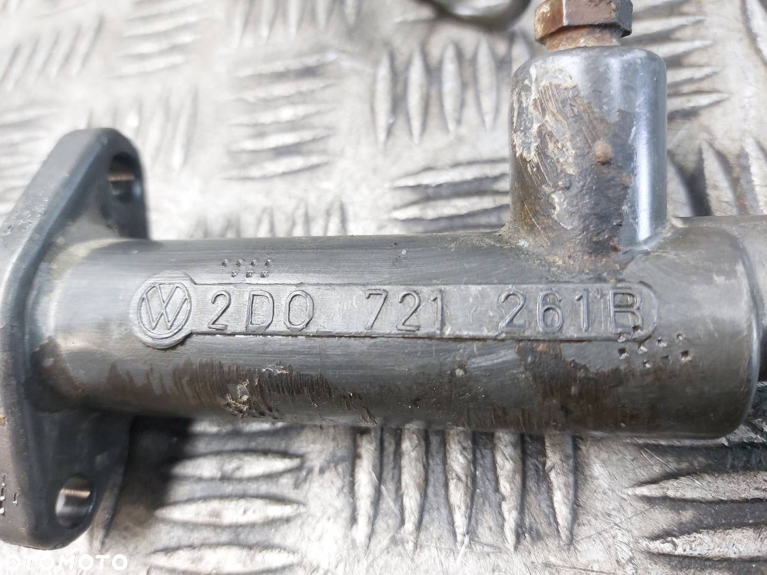 PRZEWÓD WYSPRZĘGLIKA + WYSPRZĘGLIK VOLKSWAGEN LT 46 2.8 TDI 2D0721261B - 2