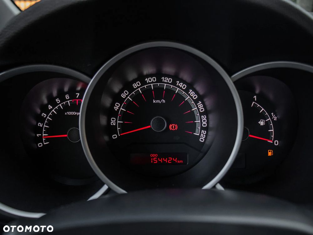 Kia Venga 1.6 CVVT Black Collection - 22