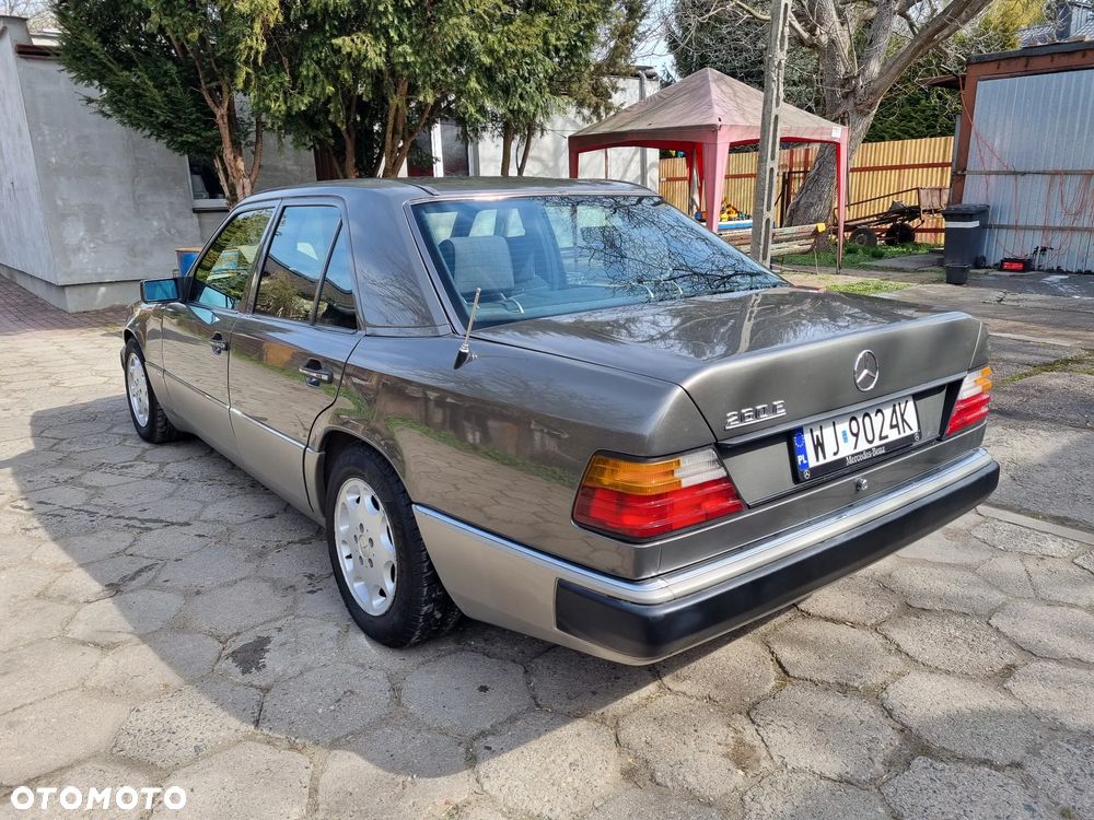 Mercedes-Benz W124 (1984-1993) - 4
