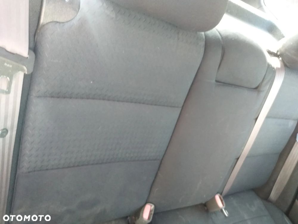 Auto na części - Volvo v40 diesel Silnik Skrzynia Drzwi Maska Klapa Błotnik Zderzak Lampa Szyba Klamka Lusterko Deska Kokpit - 4