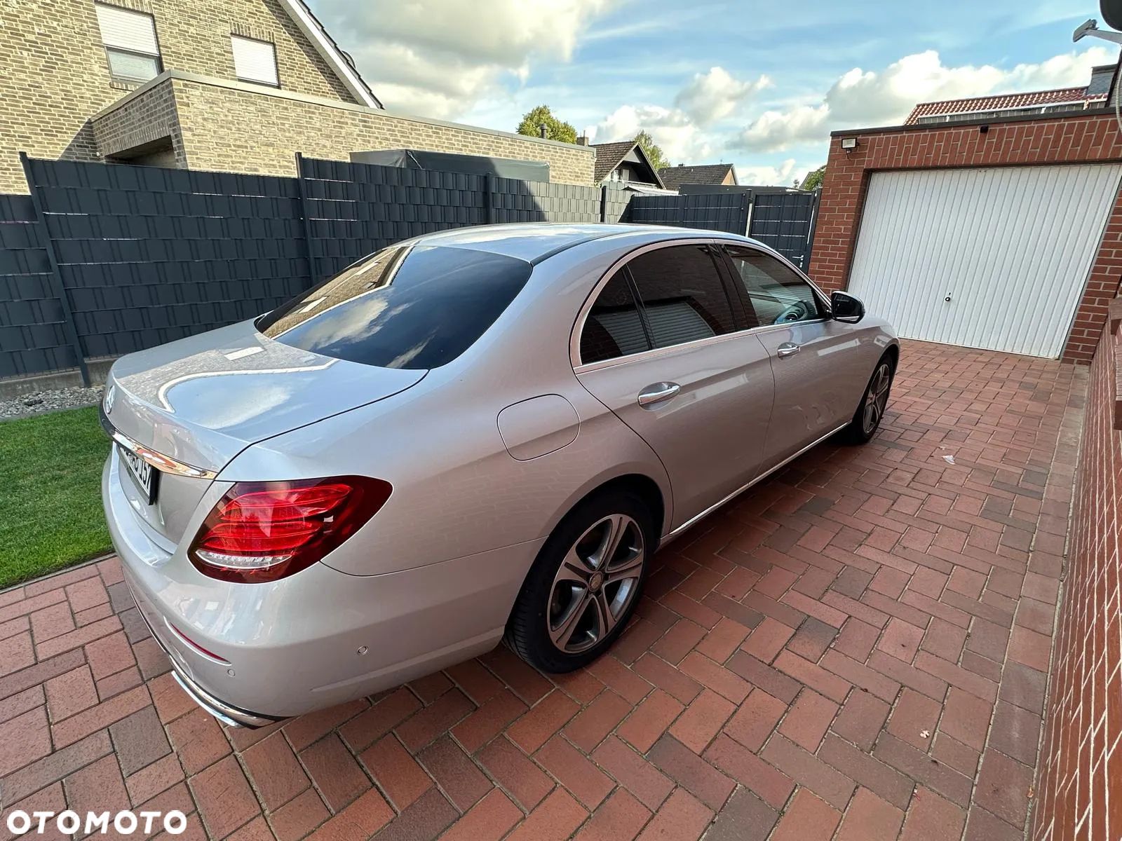 Mercedes-Benz Klasa E 350 BlueTEC 9G-TRONIC Avantgarde - 3