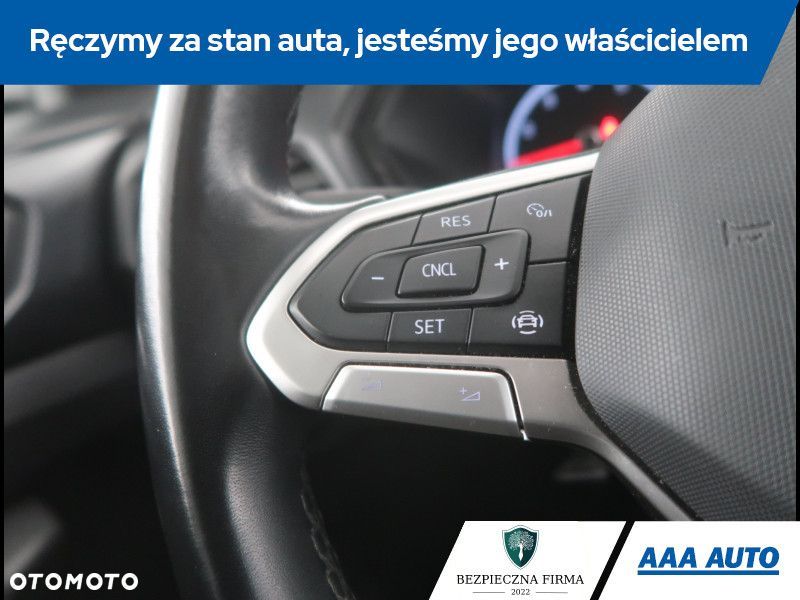 Volkswagen T-Cross - 16