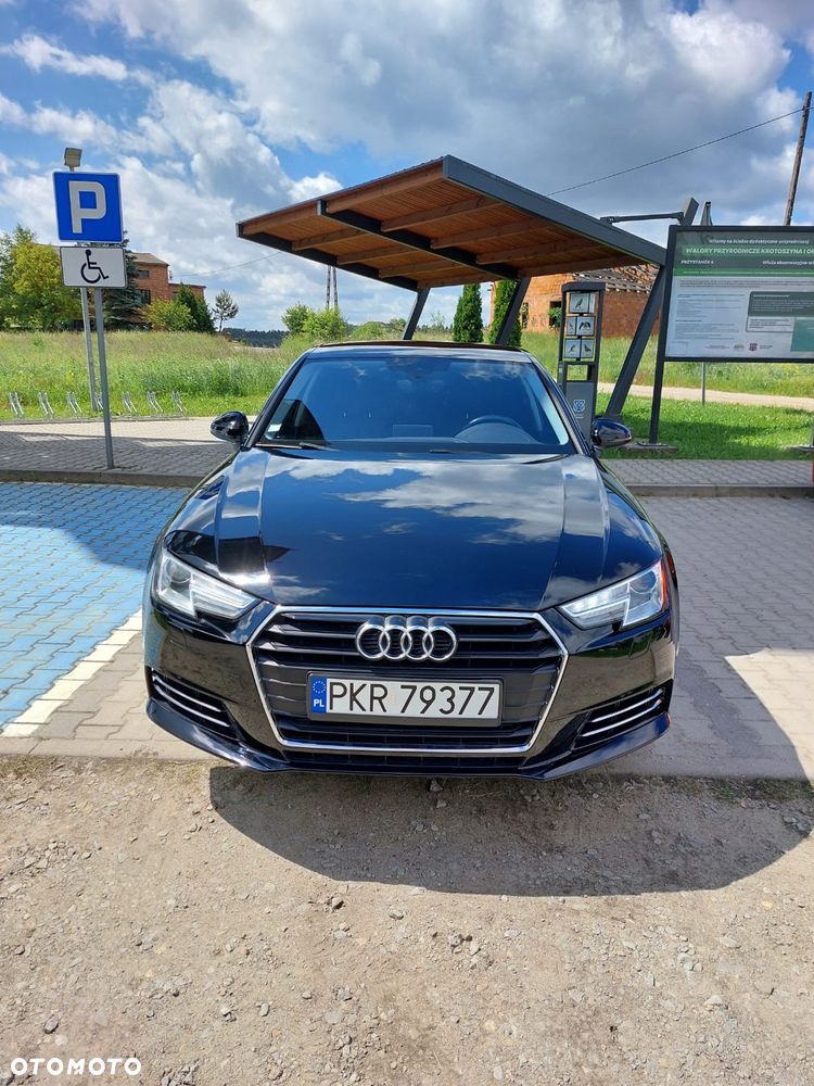 Audi A4 Avant 40 TFSI S tronic - 4