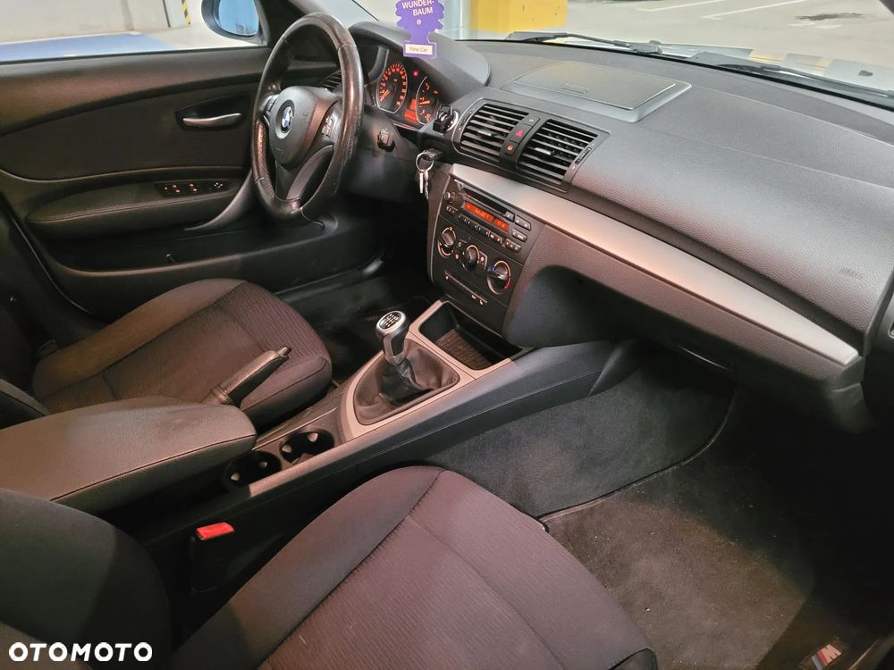 BMW Seria 1 - 18
