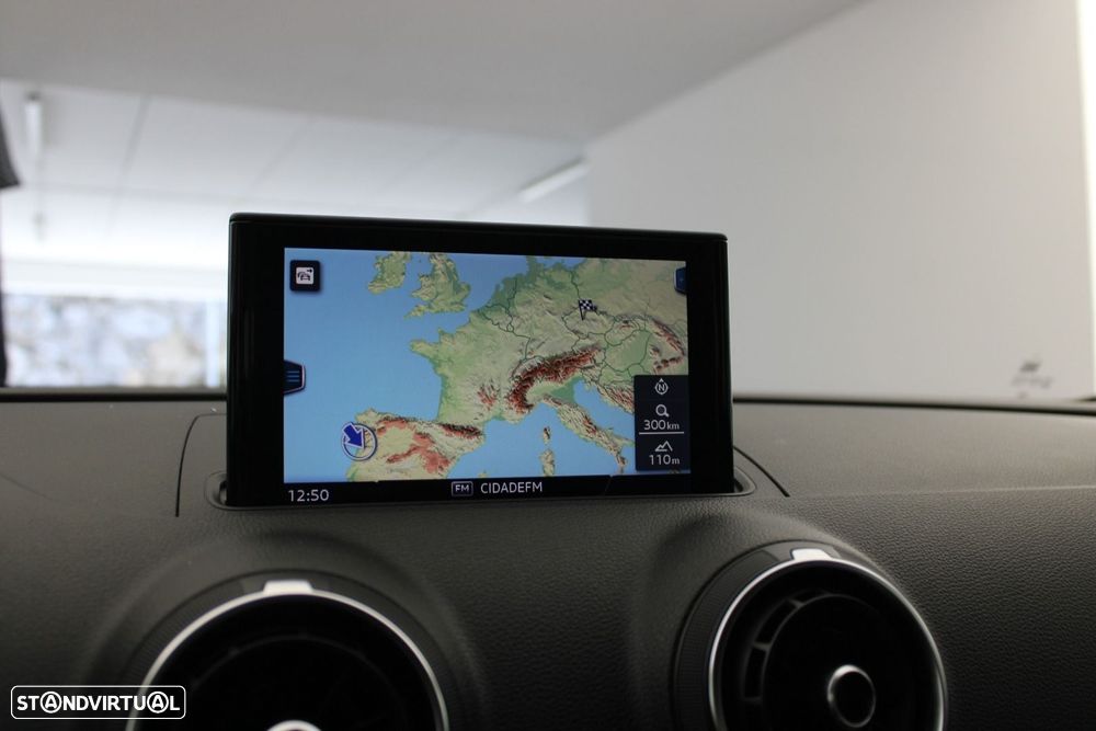 Audi A3 Sportback 1.6 TDI - 13