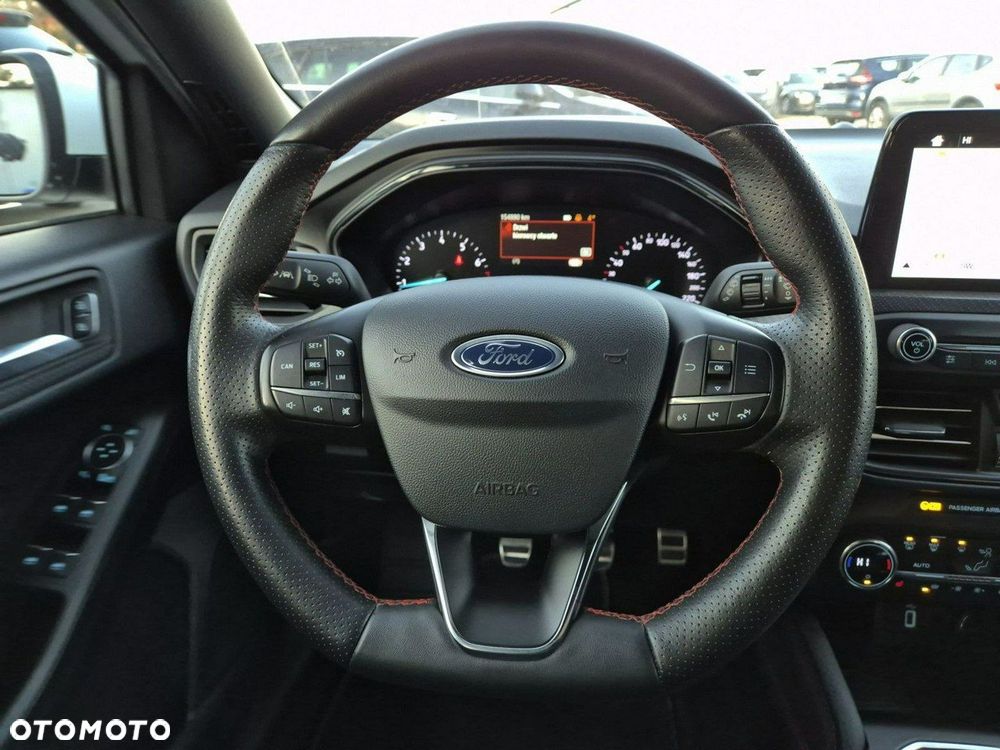 Ford Focus - 31