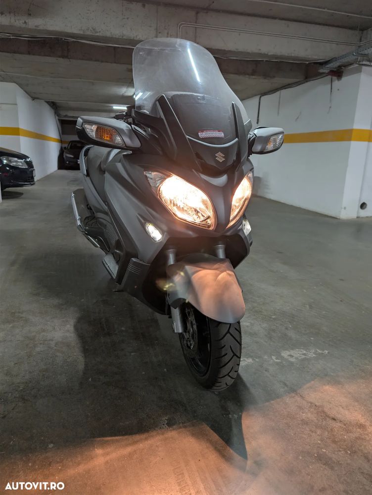 Suzuki AN 650 Burgman - 9