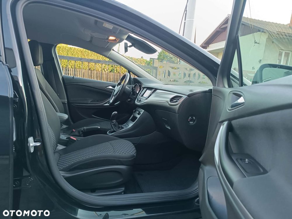 Opel Astra - 18