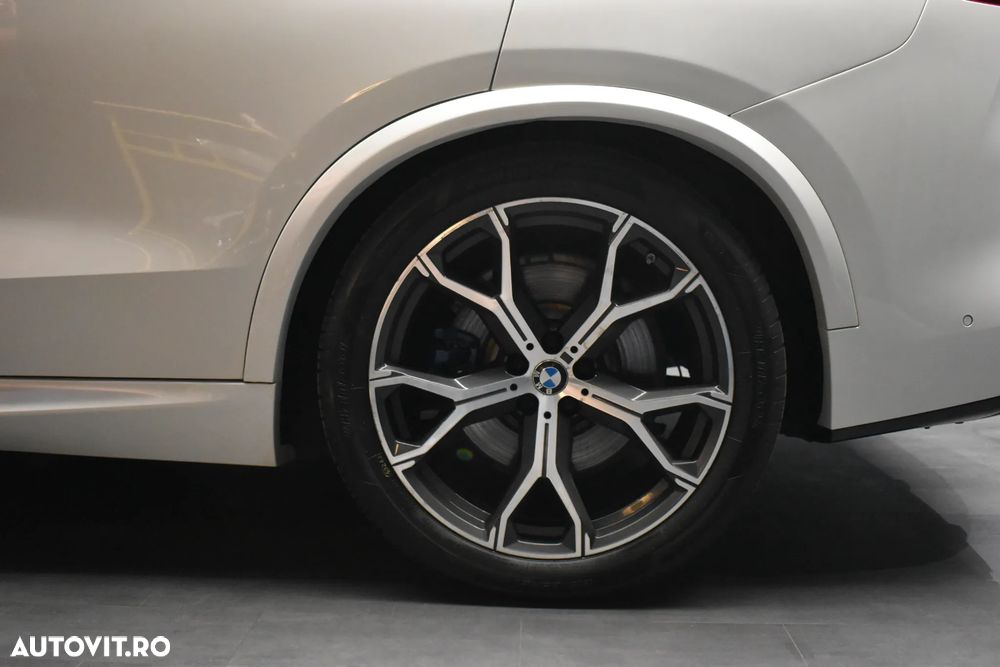 BMW X5 xDrive40i - 36