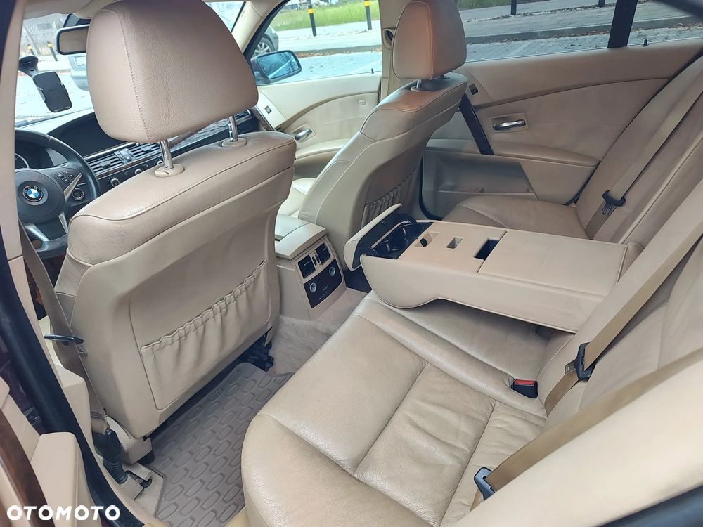 BMW Seria 5 520d - 10
