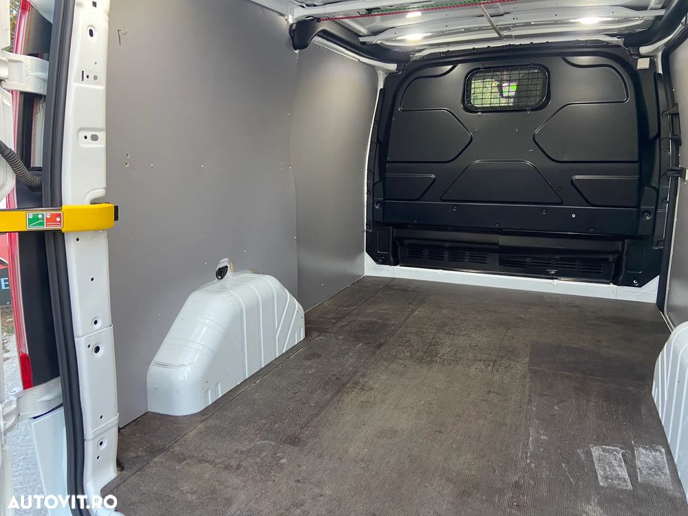 Ford Transit Custom - 18