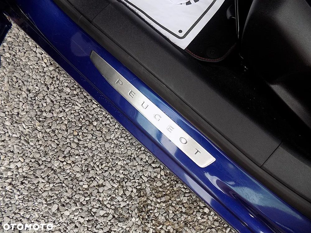 Peugeot 308 SW e-HDi 115 Stop & Start Allure - 11
