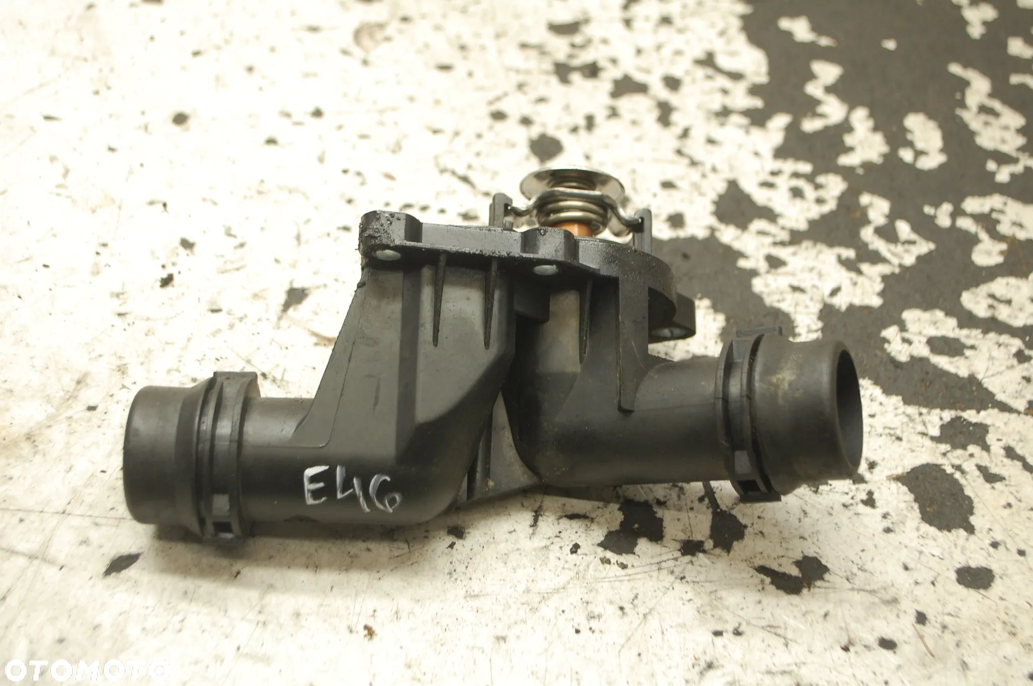 OBUDOWA TERMOSTATU BMW E46 2.0D - 1