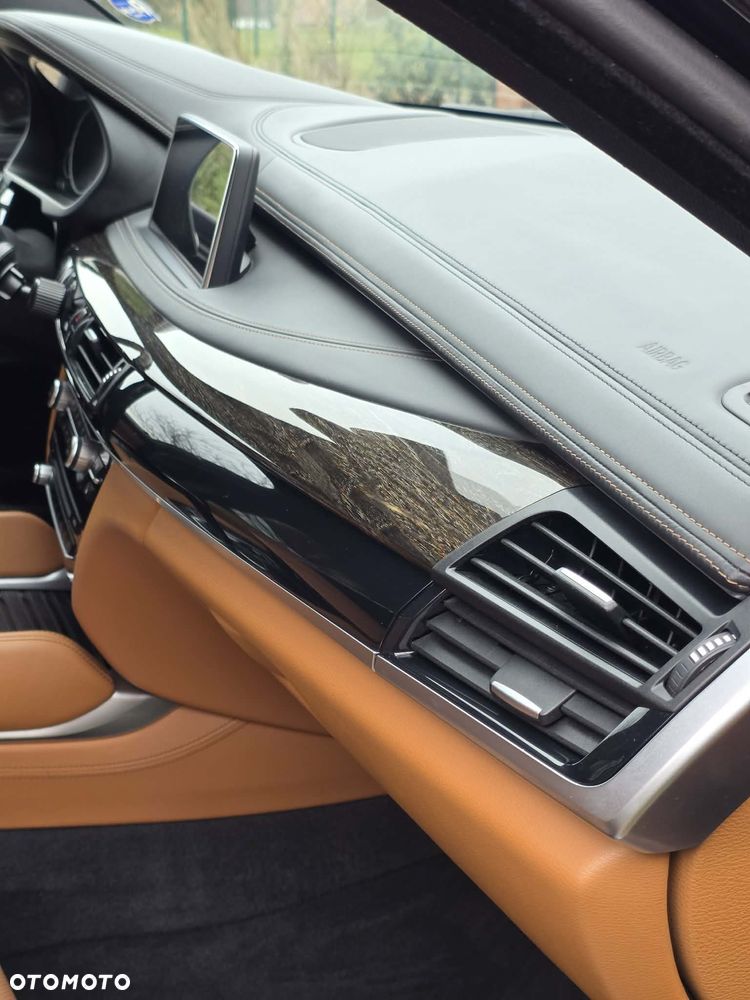 BMW X6 xDrive30d - 34