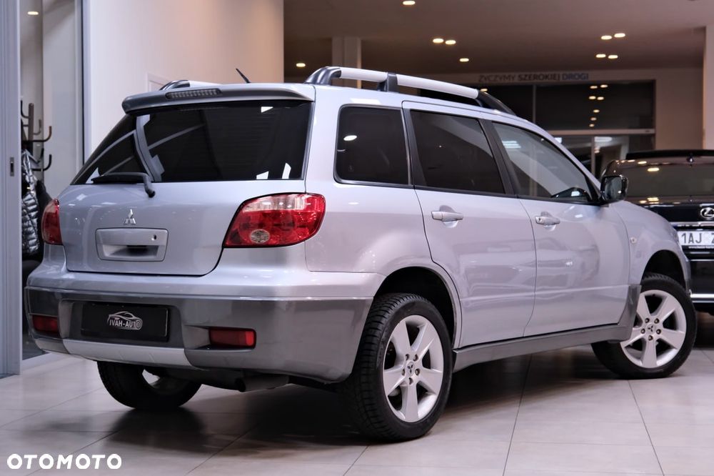 Mitsubishi Outlander 2.0 Comfort - 15