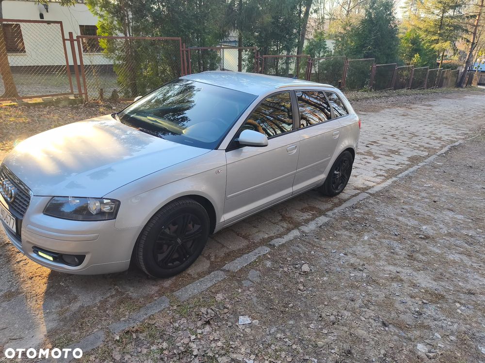 Audi A3 Sportback 2.0 TDI DPF Ambiente - 21