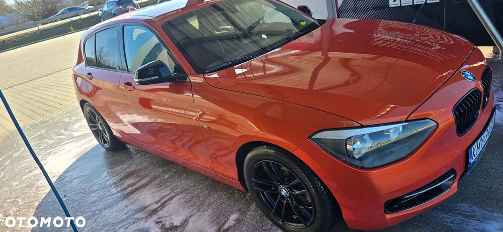 BMW Seria 1 116i Sport Line - 2