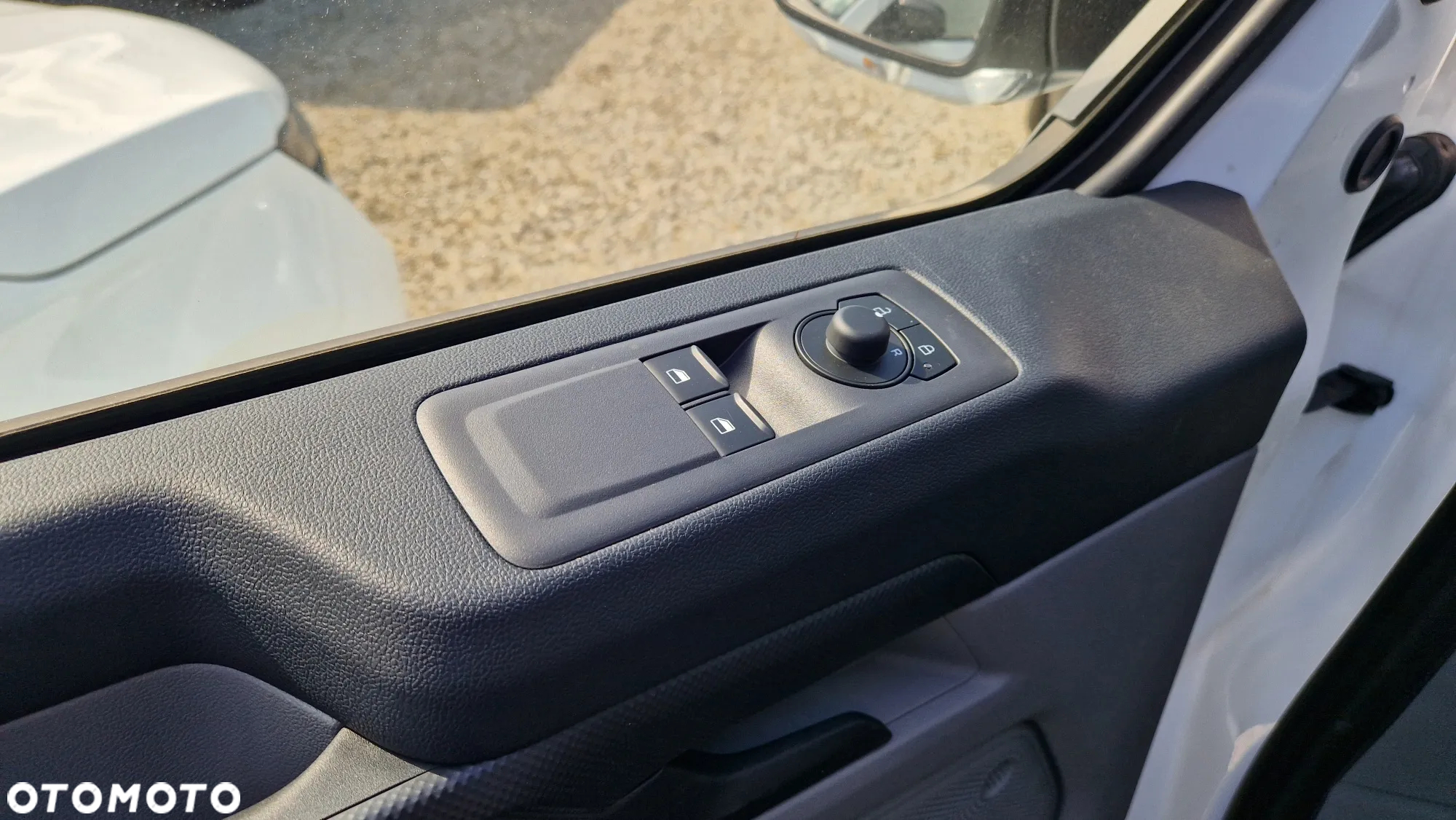 Ford TRANSIT CUSTOM VAN V710 L1H1 AWD - 18