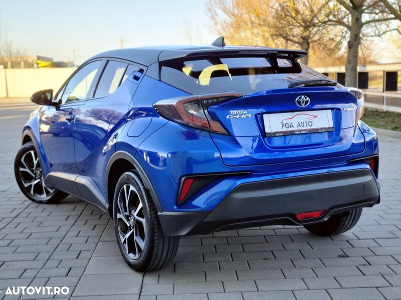 Toyota C-HR Style - 4