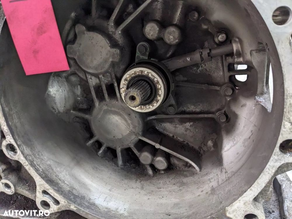 Cutie viteze 6 trepte Mitsubishi Outlander 2 20d 140 HP bsy 4x4 stare f buna - 5