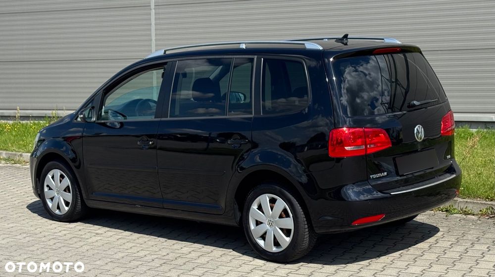Volkswagen Touran 1.4 TSI DSG Comfortline - 5