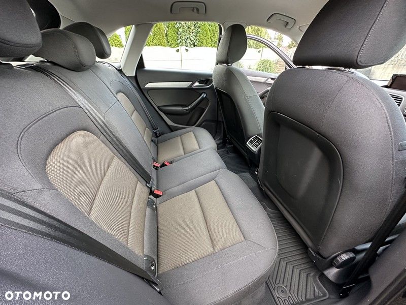 Audi Q3 - 21