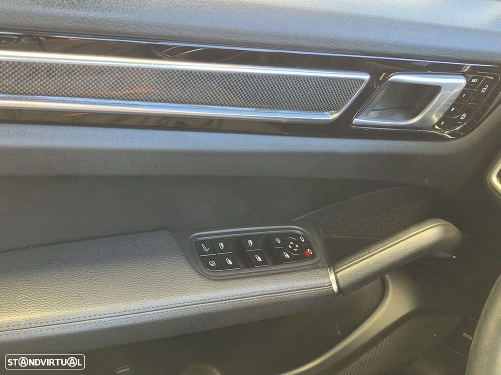 Porsche Cayenne E-Hybrid - 17