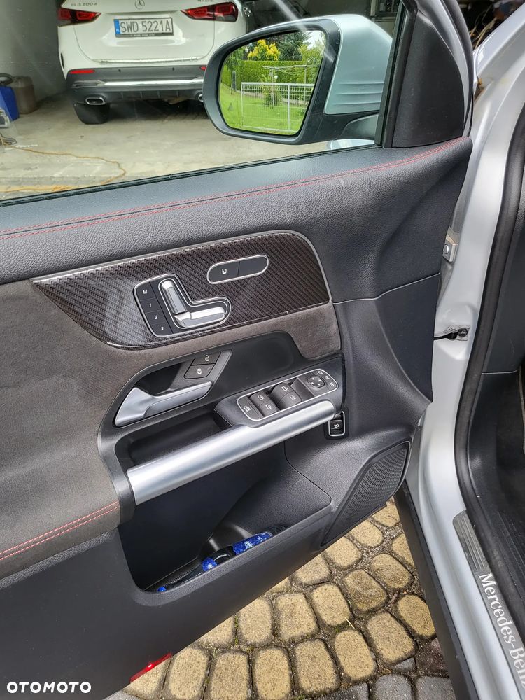 Mercedes-Benz GLA 220 d 4Matic 8G-DCT AMG Line - 7