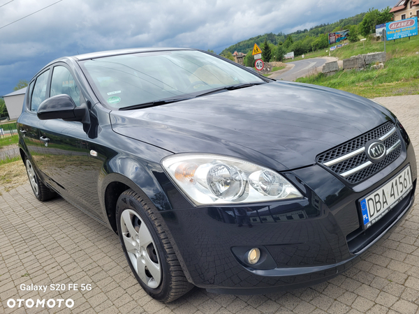 Kia Ceed Cee'd 1.4 Comfort +