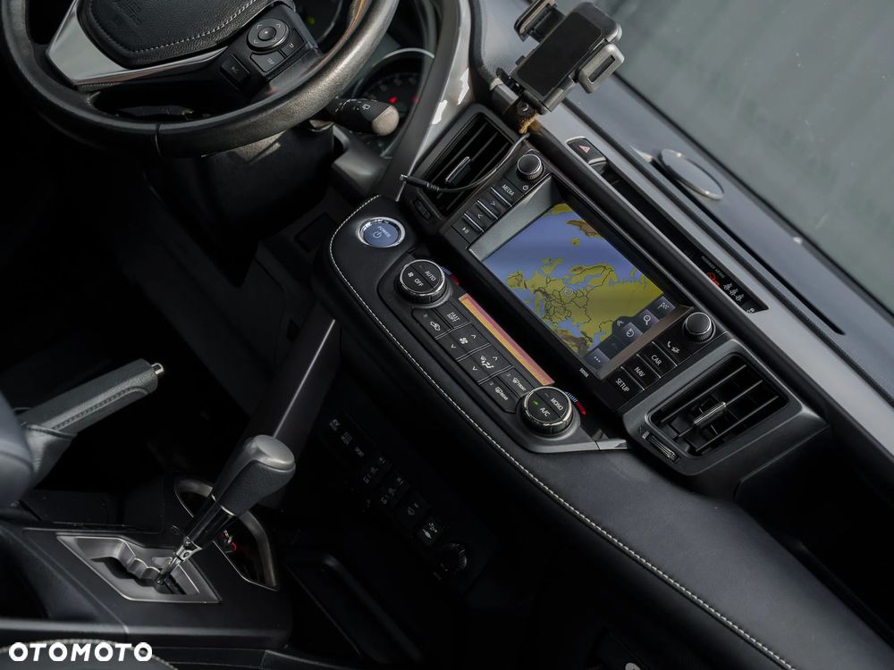 Toyota RAV4 Hybrid Platinum 4x2 - 23