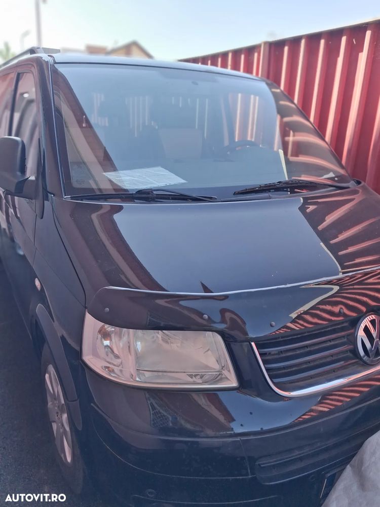 Volkswagen Multivan - 1