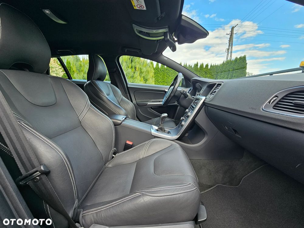 Volvo V60 - 30
