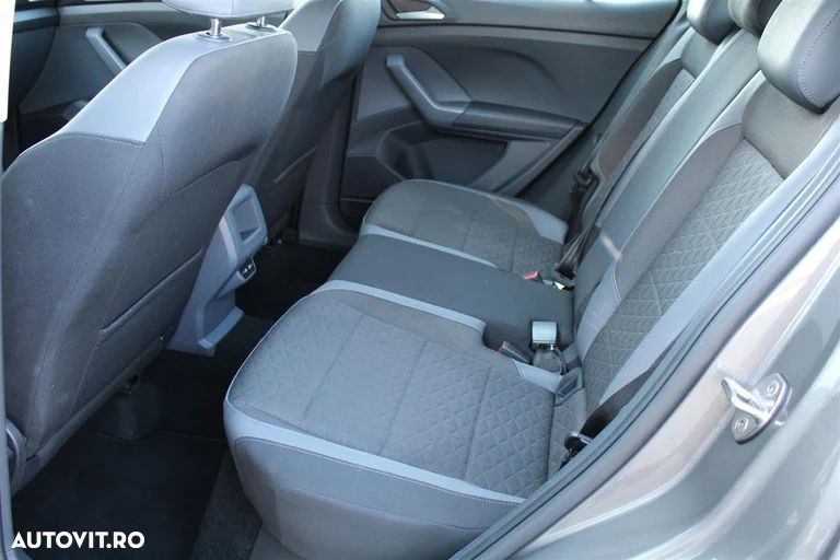 Volkswagen T-Cross 1.0 TSI DSG Style - 33