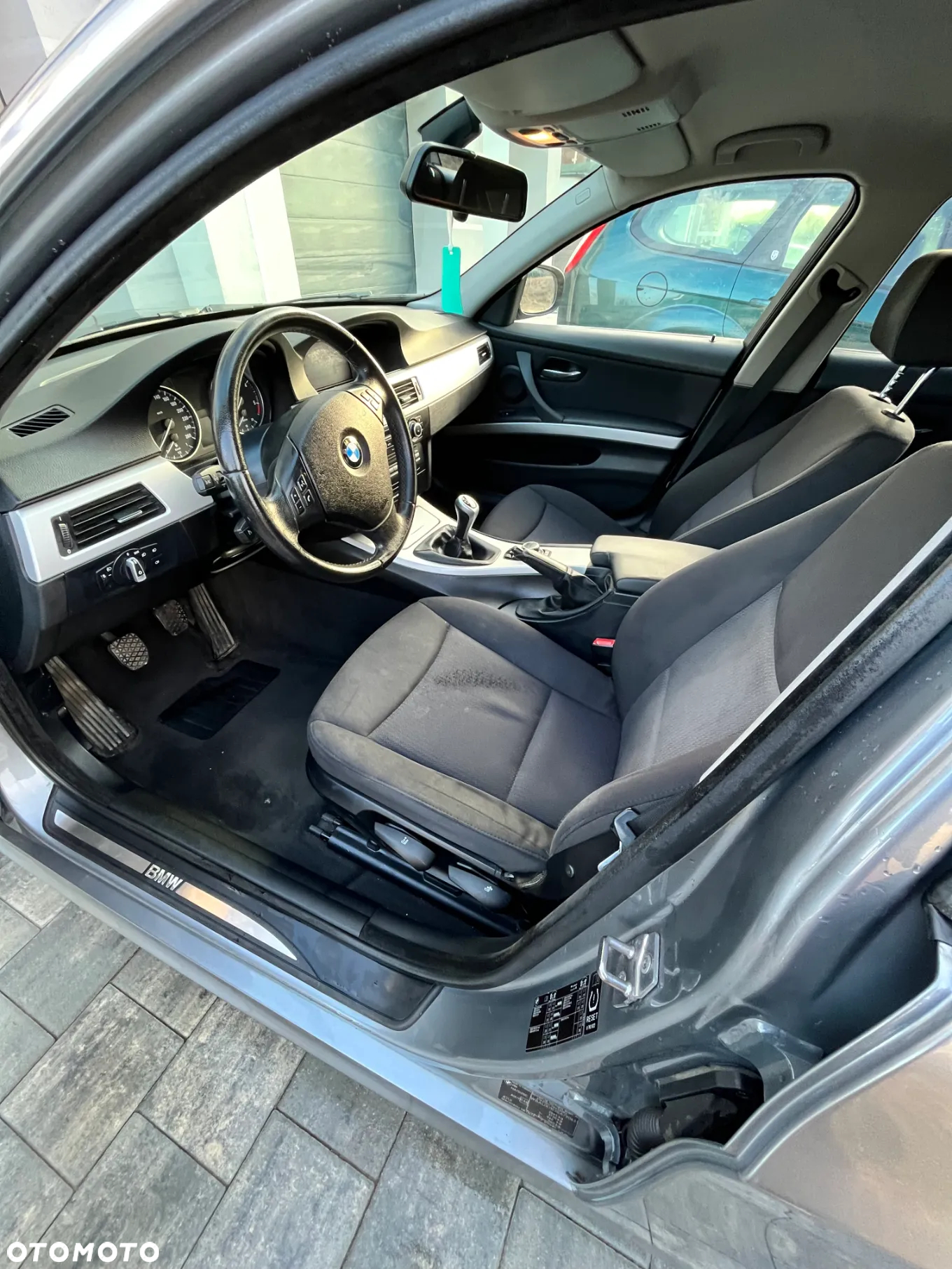 BMW Seria 3 318d Touring - 9