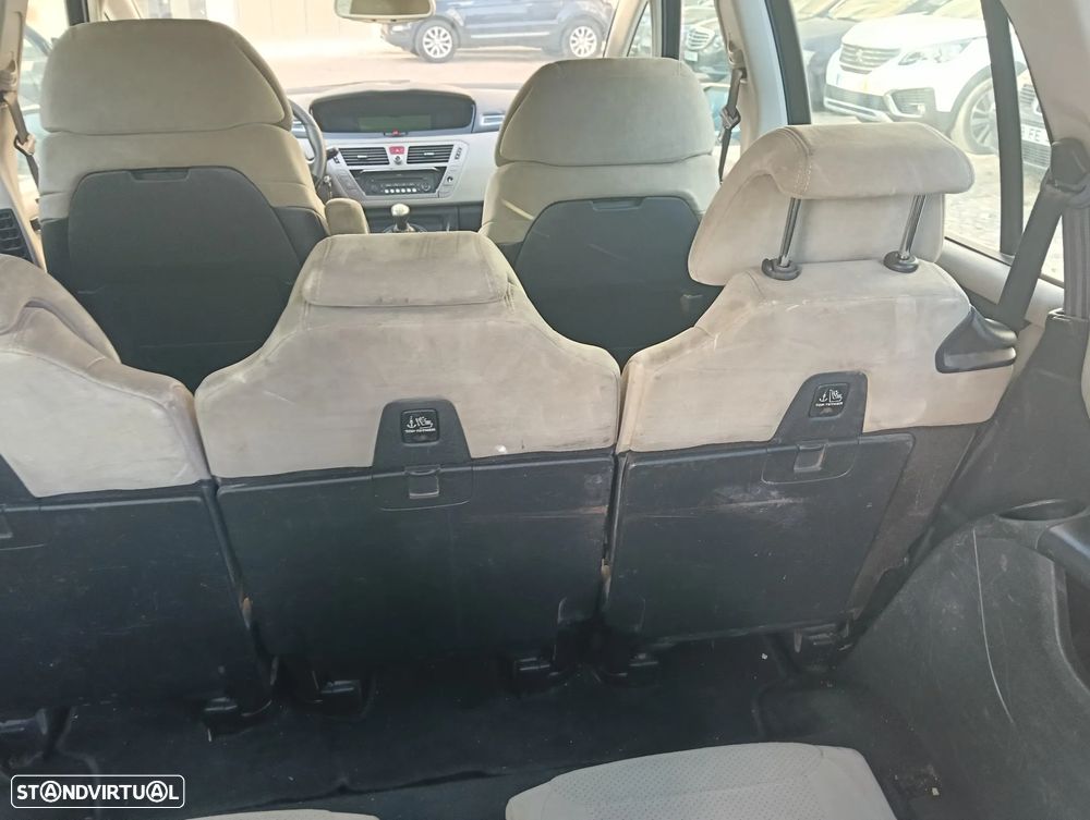 Citroën C4 Grand Picasso 1.6 HDi Exclusive - 31