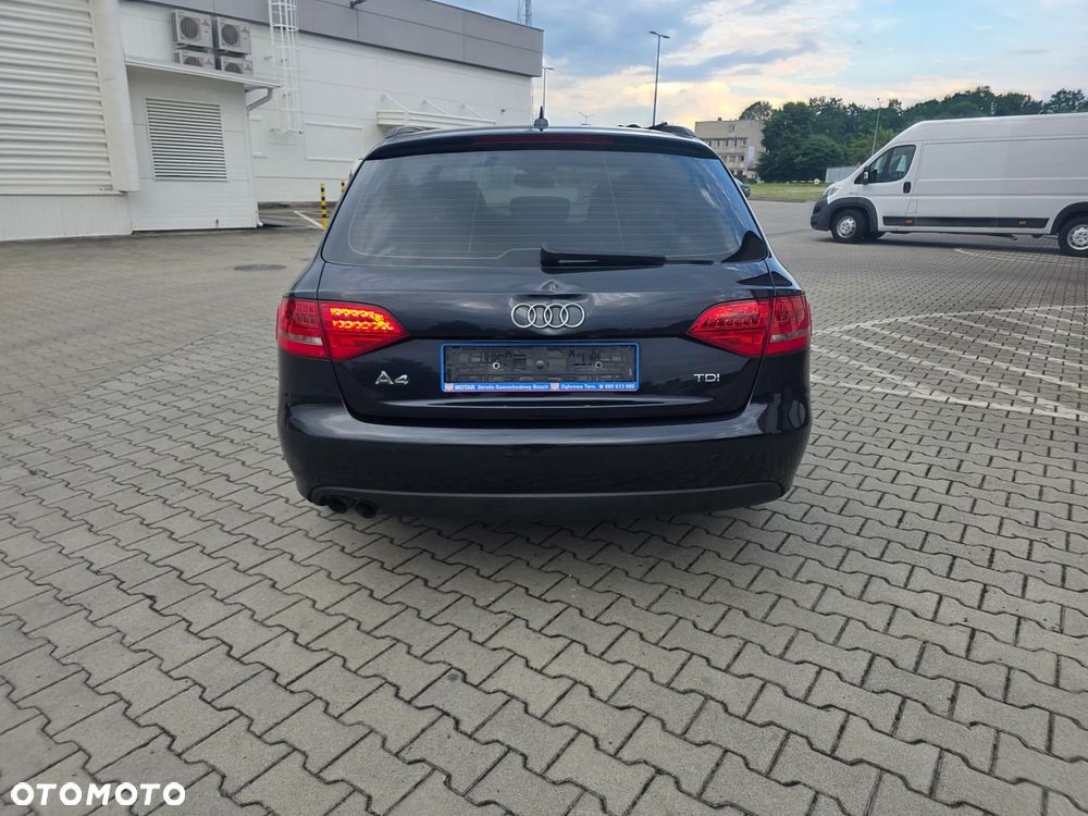 Audi A4 Avant 2.0 TDI Limited Edition Multitr - 11