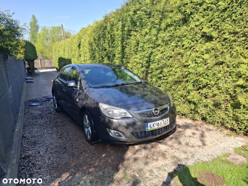 Opel Astra 1.3 CDTI DPF EcoFLEX Start/Stop Active - 4