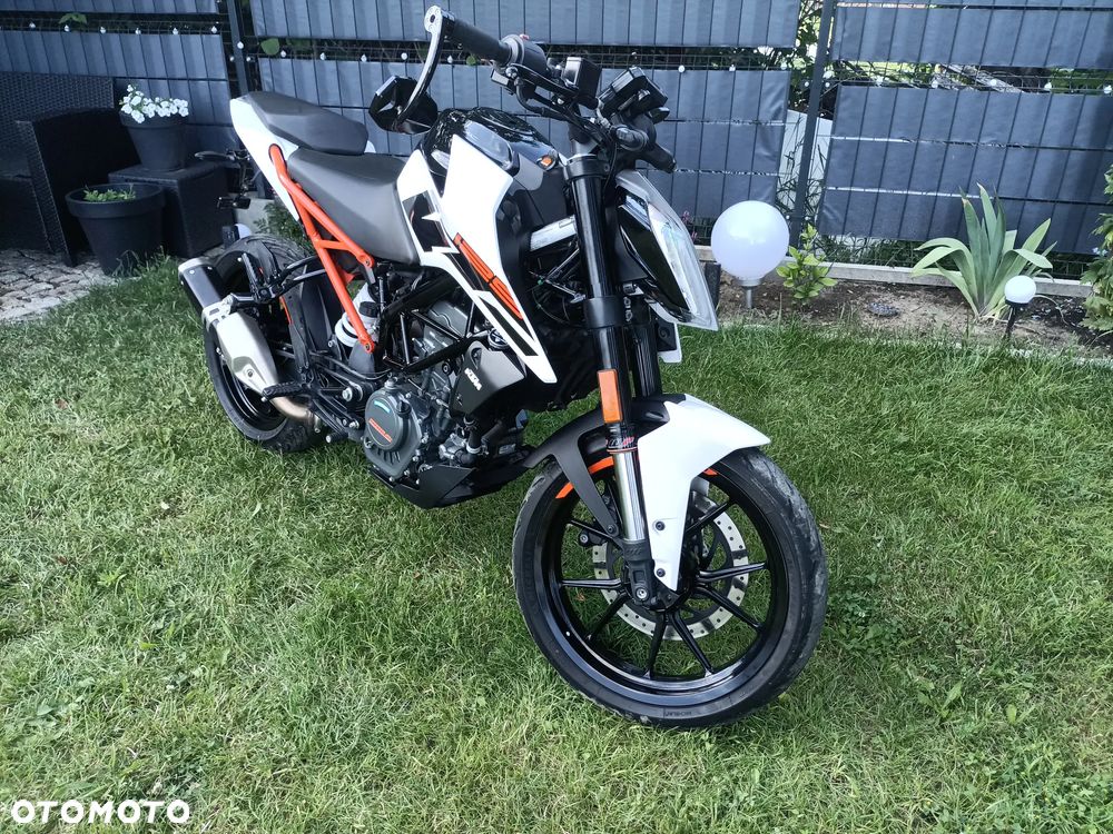 KTM Duke 125 - 8