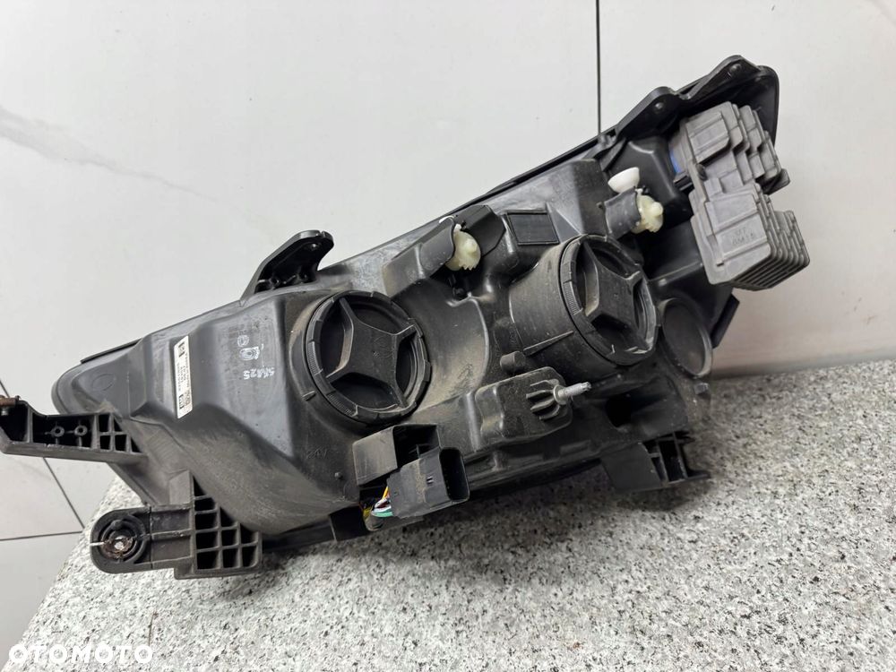 lampa prawy przód opel mokka x 2016-2019 lift 42551995 - 3