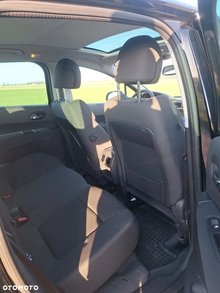 Peugeot 3008 HDi 115 Access - 8