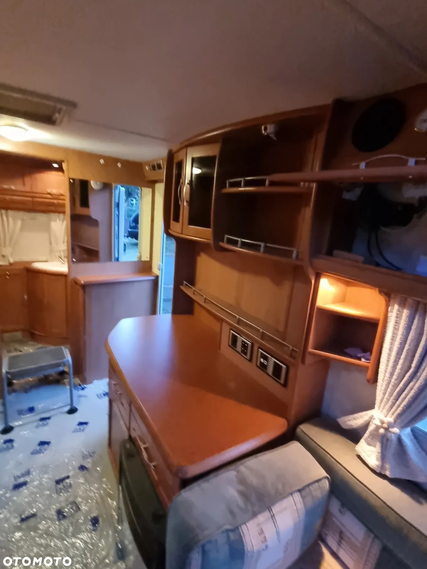 SWIFT Cameo Bessacarr 495 SL - 35